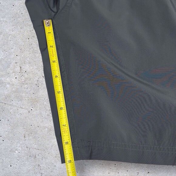 Rhone Unlined Shorts Men's Dark Gray Pockets Gym Athletic Training Size XL - Picture 10 of 14